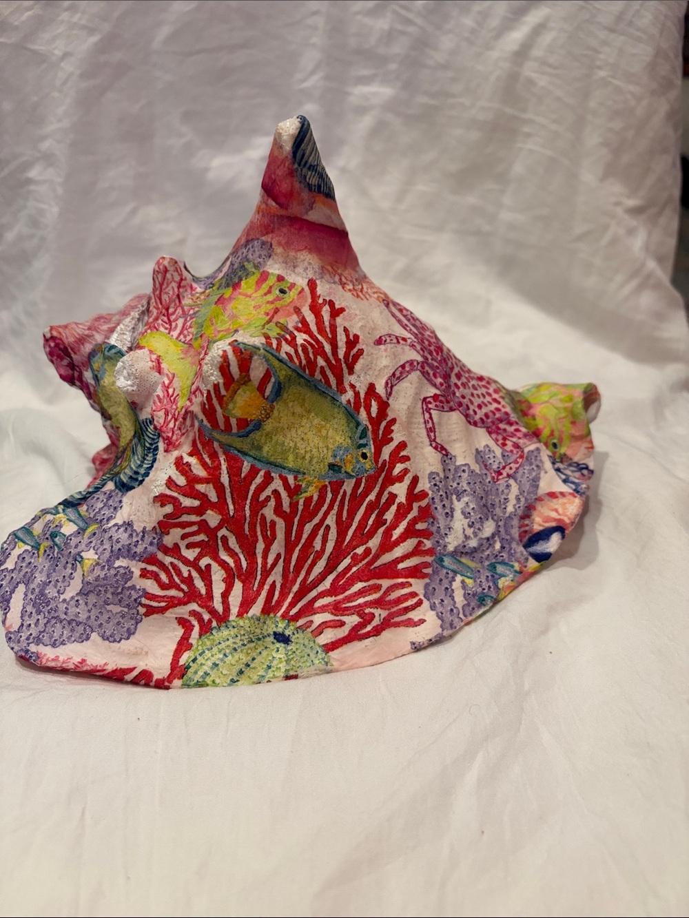 Decorative Sea Life Conch Shell Accent - Colorful Coral & Fish Design